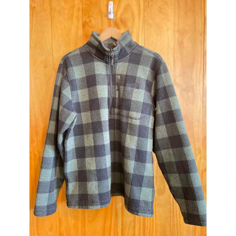 Size Large The North Face Men's Fleece